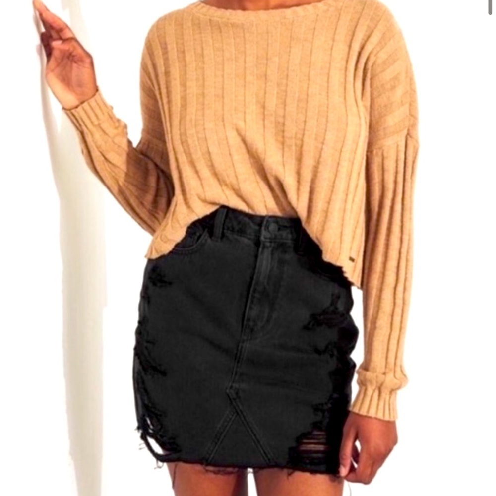 Hollister ultra high rise denim skirt distressed‎ size 9